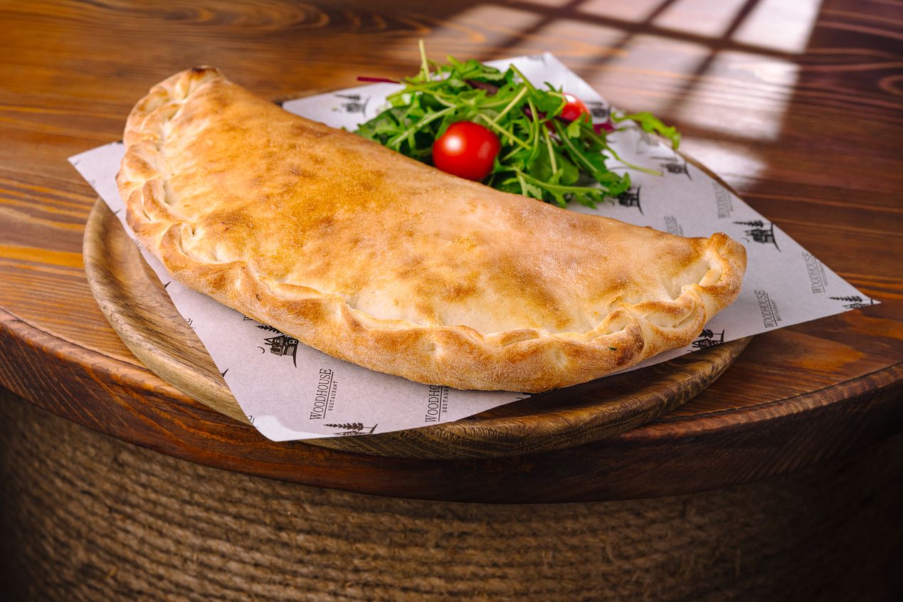 фото-Кальцоне с творогом